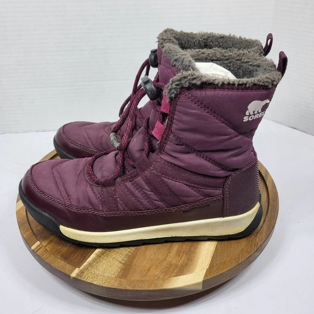 Sorel Youth‎ Whitney II Short Lace Boots Size 3 Epic Plum Waterproof Snow NY3902